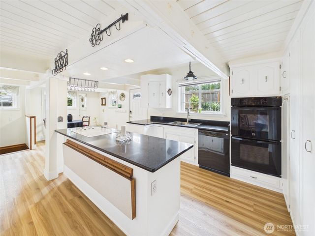 801 9th Avenue NW, Puyallup, WA 98371