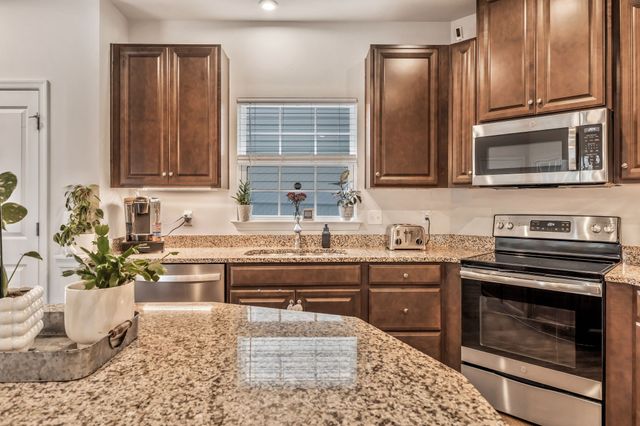 3793 Pin Hook Rd, Antioch, TN 37013