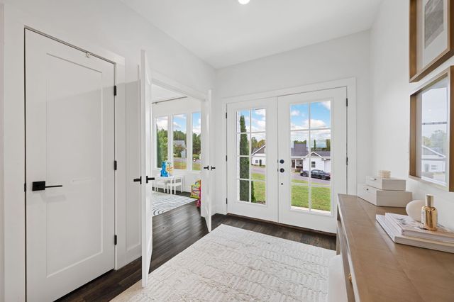 310 Banberry Drive, Mcdonald, TN 37353