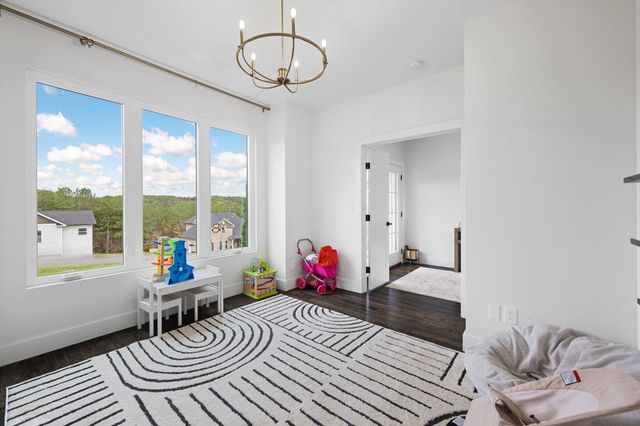 310 Banberry Drive, Mcdonald, TN 37353