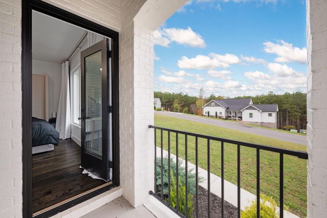 310 Banberry Drive, Mcdonald, TN 37353