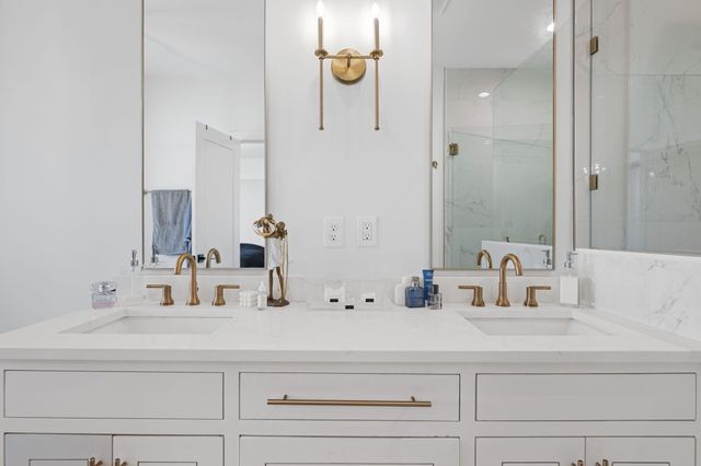 310 Banberry Drive, Mcdonald, TN 37353