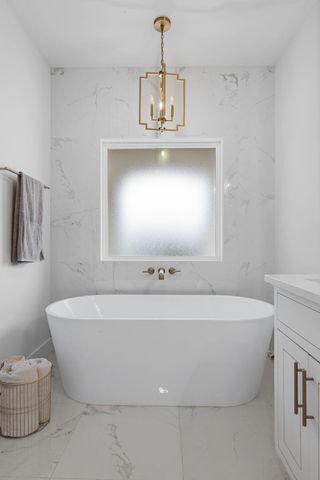 310 Banberry Drive, Mcdonald, TN 37353