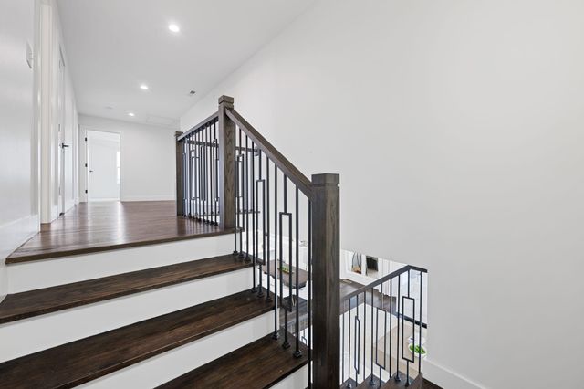 310 Banberry Drive, Mcdonald, TN 37353