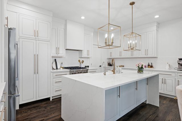 310 Banberry Drive, Mcdonald, TN 37353