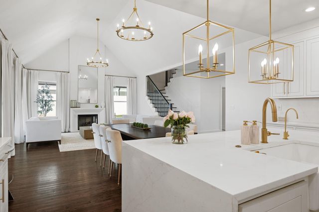 310 Banberry Drive, Mcdonald, TN 37353