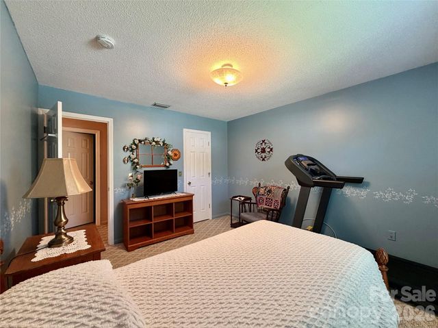 477 Birchwood Trail NE, Concord, NC 28025