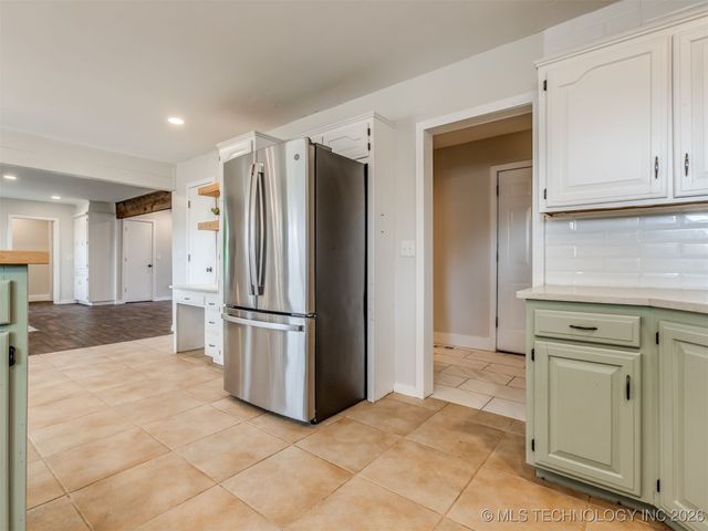 14744 E 74th Street North, Owasso, OK 74055