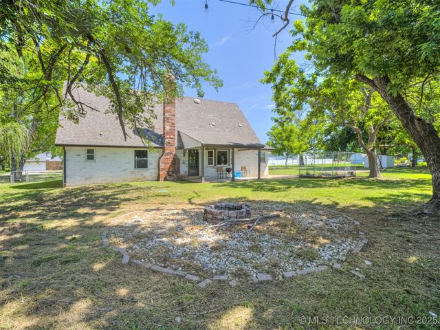 14744 E 74th Street North, Owasso, OK 74055