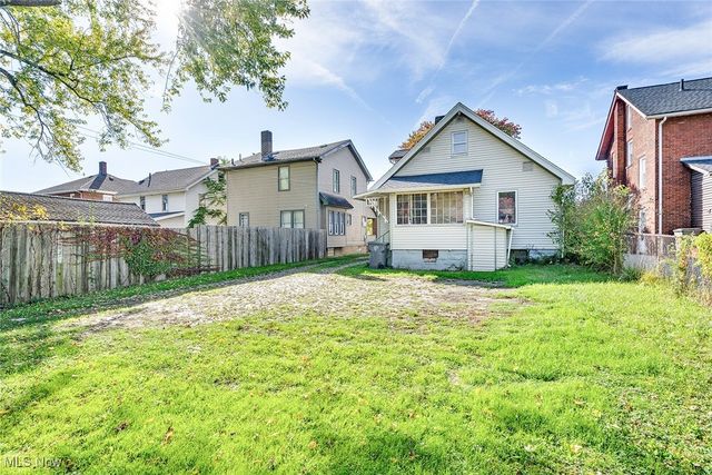 43 N Schenley Avenue, Youngstown, OH 44509