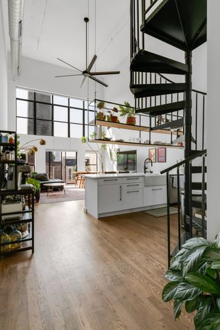 1352 Rosa L Parks Blvd Apt 410, Nashville, TN 37208
