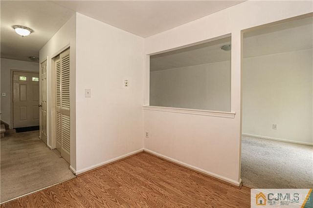 1904 Timber Oaks Road, Edison, NJ 08820