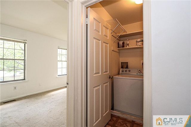 1904 Timber Oaks Road, Edison, NJ 08820