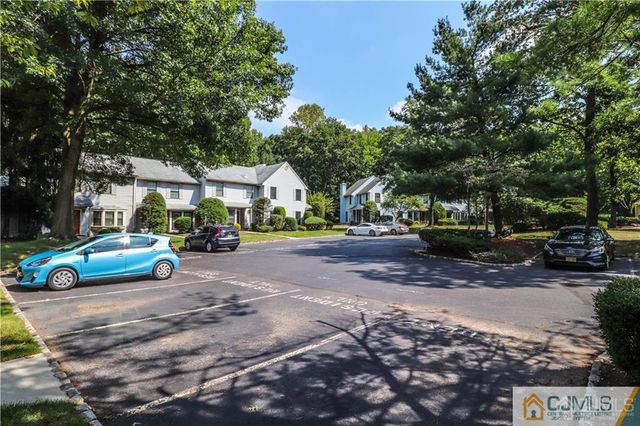 1904 Timber Oaks Road, Edison, NJ 08820