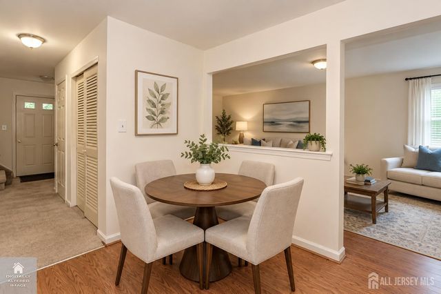 1904 Timber Oaks Road, Edison, NJ 08820
