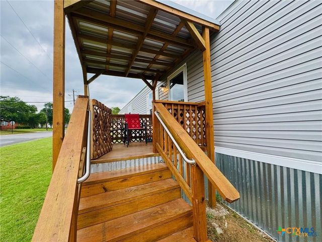 1601 Bridge Street, Gatesville, TX 76528