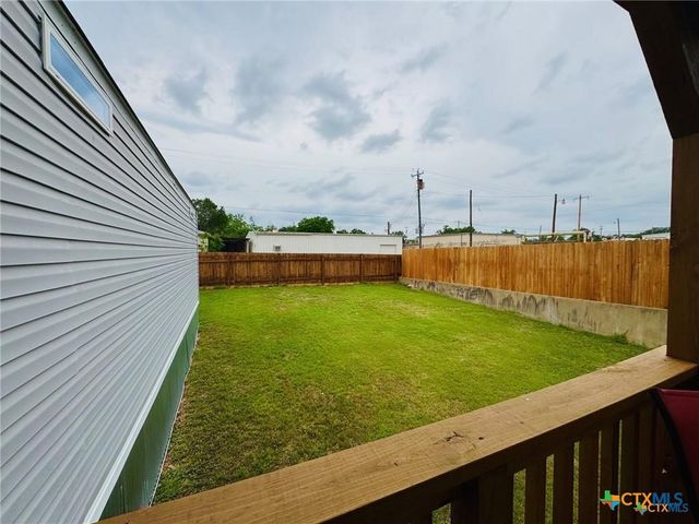 1601 Bridge Street, Gatesville, TX 76528