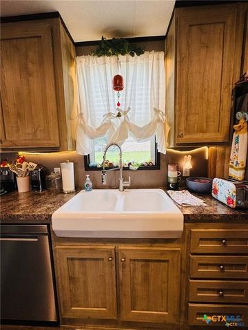 1601 Bridge Street, Gatesville, TX 76528