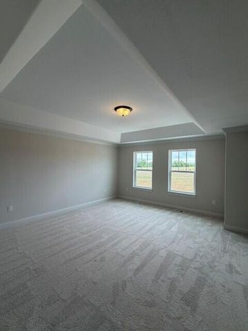 490 Talbots Woods DRIVE, Dousman, WI 53118