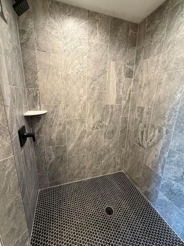 490 Talbots Woods DRIVE, Dousman, WI 53118