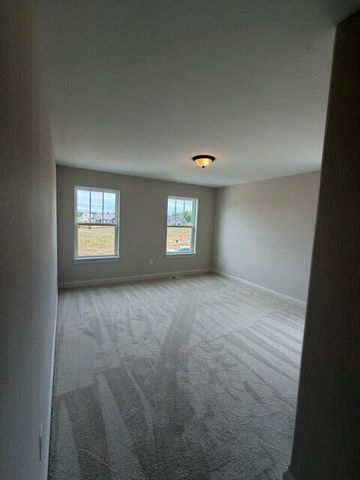 490 Talbots Woods DRIVE, Dousman, WI 53118