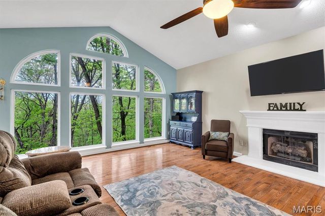 4788 Wilbert Road, High Ridge, MO 63049