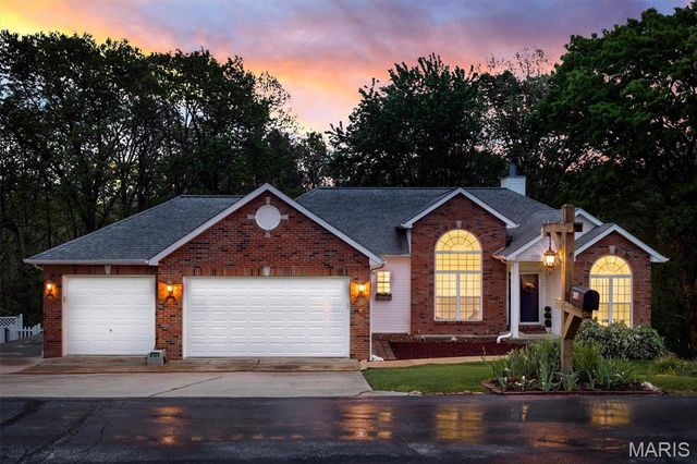 4788 Wilbert Road, High Ridge, MO 63049