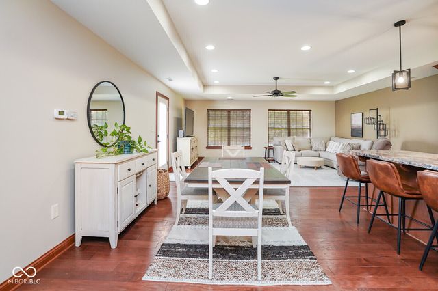 4893 W Harrisburg Court, New Palestine, IN 46163