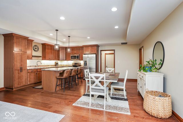 4893 W Harrisburg Court, New Palestine, IN 46163
