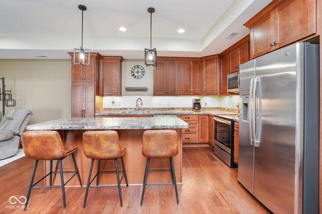 4893 W Harrisburg Court, New Palestine, IN 46163
