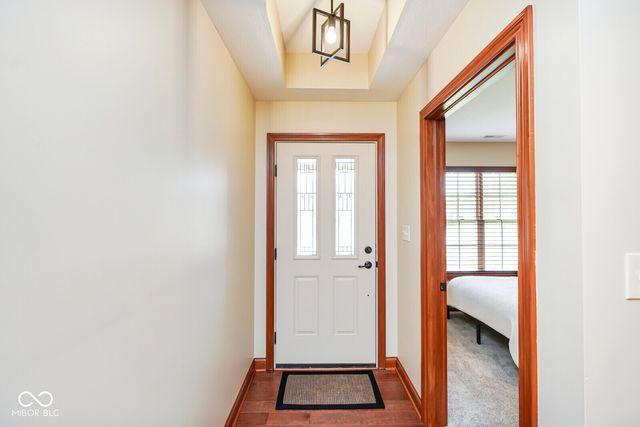4893 W Harrisburg Court, New Palestine, IN 46163