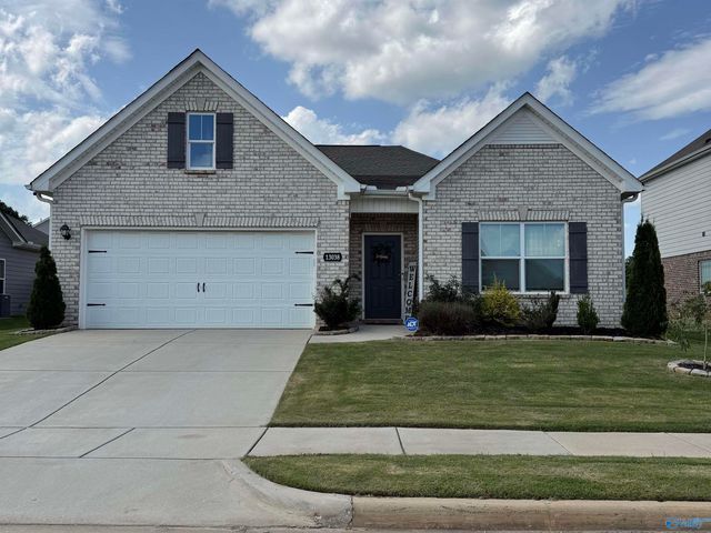 13038 Lantern Pointe Way, Harvest, AL 35749