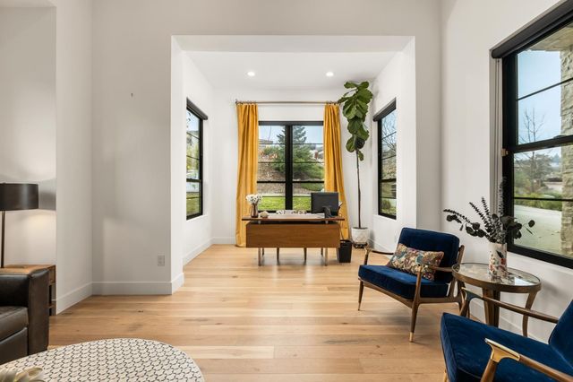 635 Lakeridge Dr, Auburn, CA 95603