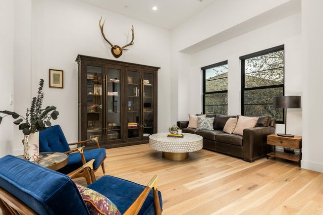 635 Lakeridge Dr, Auburn, CA 95603