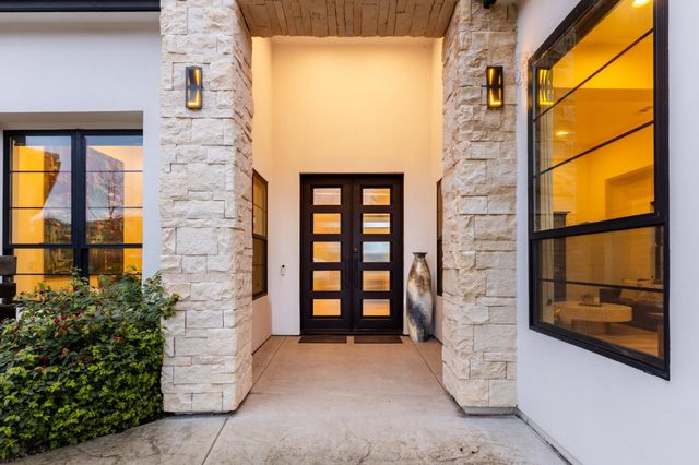 635 Lakeridge Dr, Auburn, CA 95603