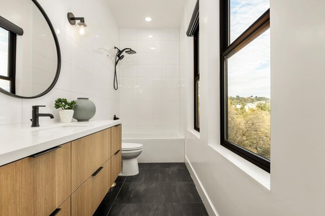 635 Lakeridge Dr, Auburn, CA 95603