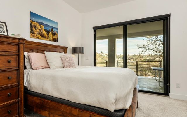 635 Lakeridge Dr, Auburn, CA 95603