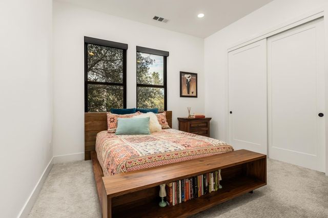 635 Lakeridge Dr, Auburn, CA 95603