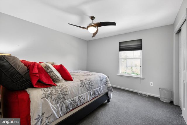 203 GLENVIEW DR, Warrington, PA 18976