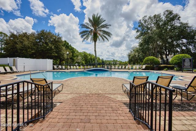 1076 CANDLEBARK Drive, Jacksonville, FL 32225