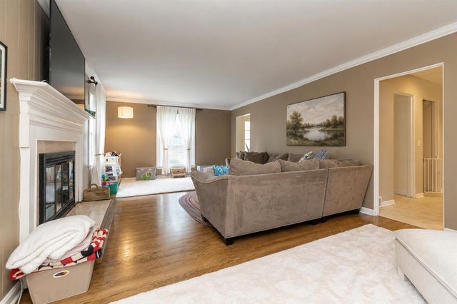 1738 Greenbriar Drive, Portage, MI 49024