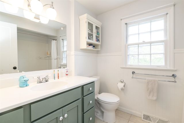 1738 Greenbriar Drive, Portage, MI 49024