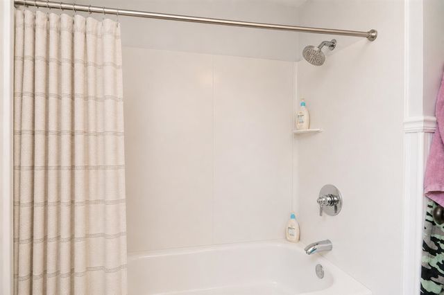 1738 Greenbriar Drive, Portage, MI 49024