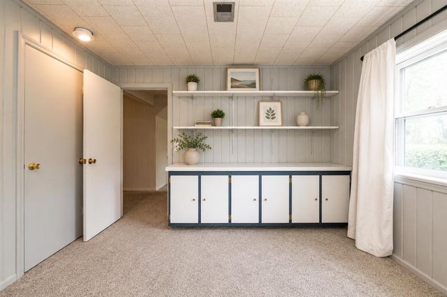 1738 Greenbriar Drive, Portage, MI 49024