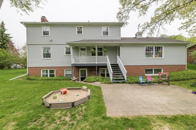 1738 Greenbriar Drive, Portage, MI 49024