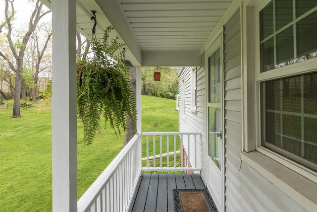 1738 Greenbriar Drive, Portage, MI 49024