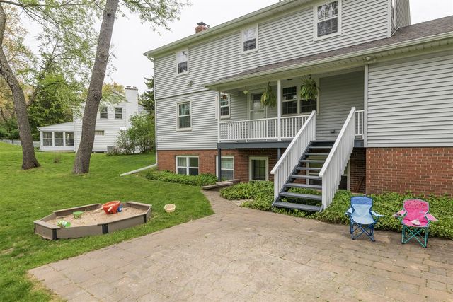 1738 Greenbriar Drive, Portage, MI 49024