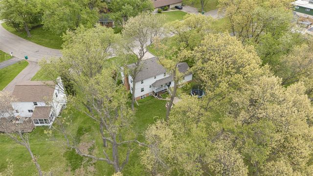 1738 Greenbriar Drive, Portage, MI 49024