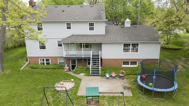 1738 Greenbriar Drive, Portage, MI 49024