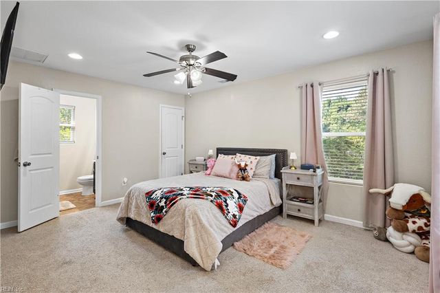 16 Lacrosse St, Hampton, VA 23663